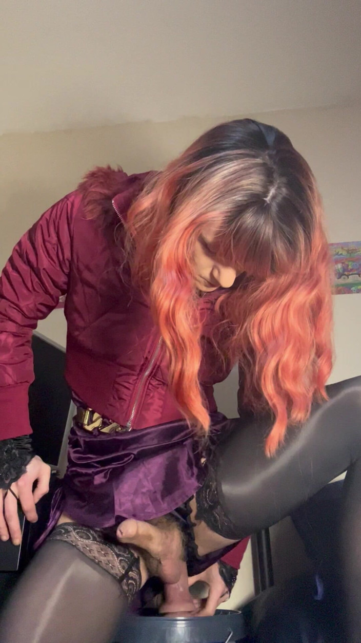 Jessica silk: ジェス・シルクがディルドに乗る