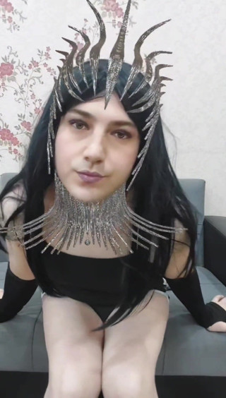 Kitty_Cross: Sultry Metal Princess: Shimmering Style for the Bold