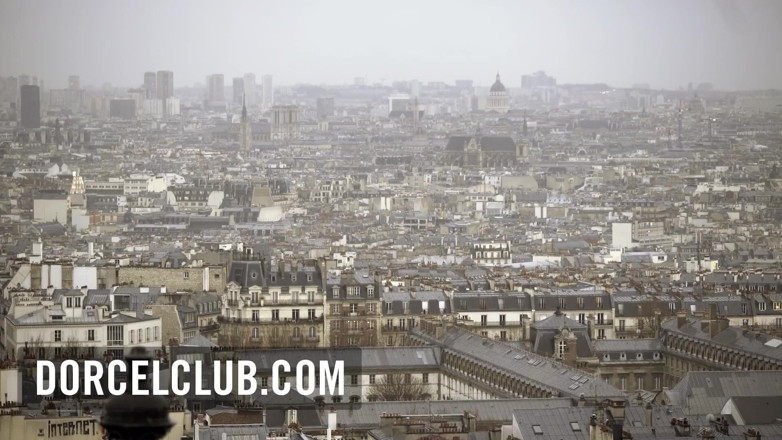 Dorcel Club: Cara and Lucy, the 2 luxury offer themselves to 4 men
