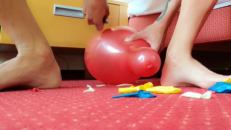 Idmir Sugary: Balloons Play, Sitting on Balloons, Riding Dildo on Balloon and...