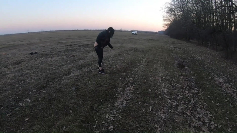 MilfyCalla: Ризикований секс на свіжому повітрі - це весело - добірка 4