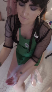 19-летнюю сотрудницу Starbucks трахнули