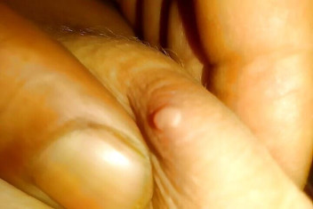 Gangbang straight: Solo Nipple Close up