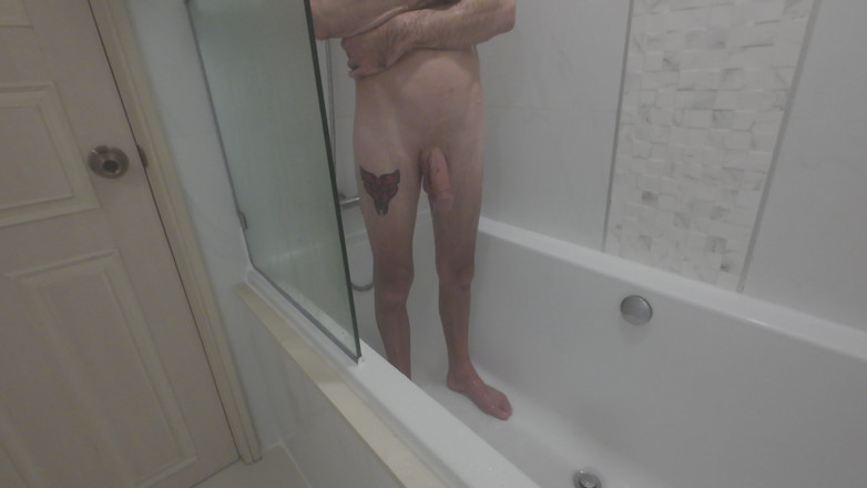 Big dick dadddy: Shower Cam Caught Me Touching Myself