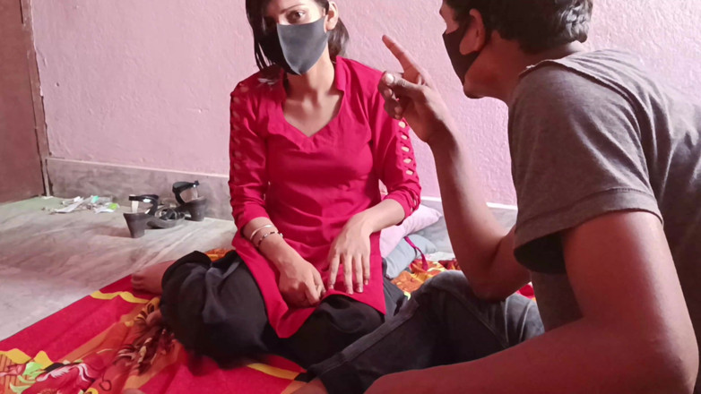 HousewifeGeeta: Dos amigos juntos follando duro hardcore en trío