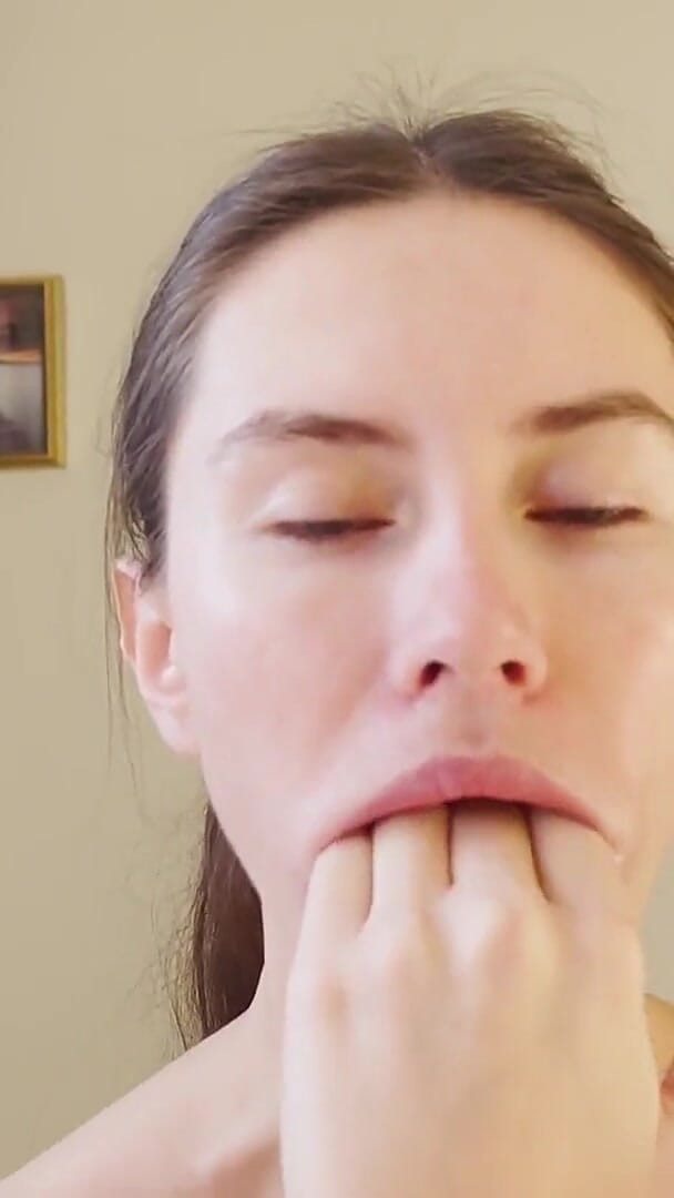 Long Sniffing and Foot Worship Fetish (Gold teachers) Long Sniffing and Foot Worship Fetish (Gold teachers)