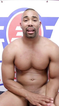 Jason wrestles sohia locke memukulinya dan menidurinya