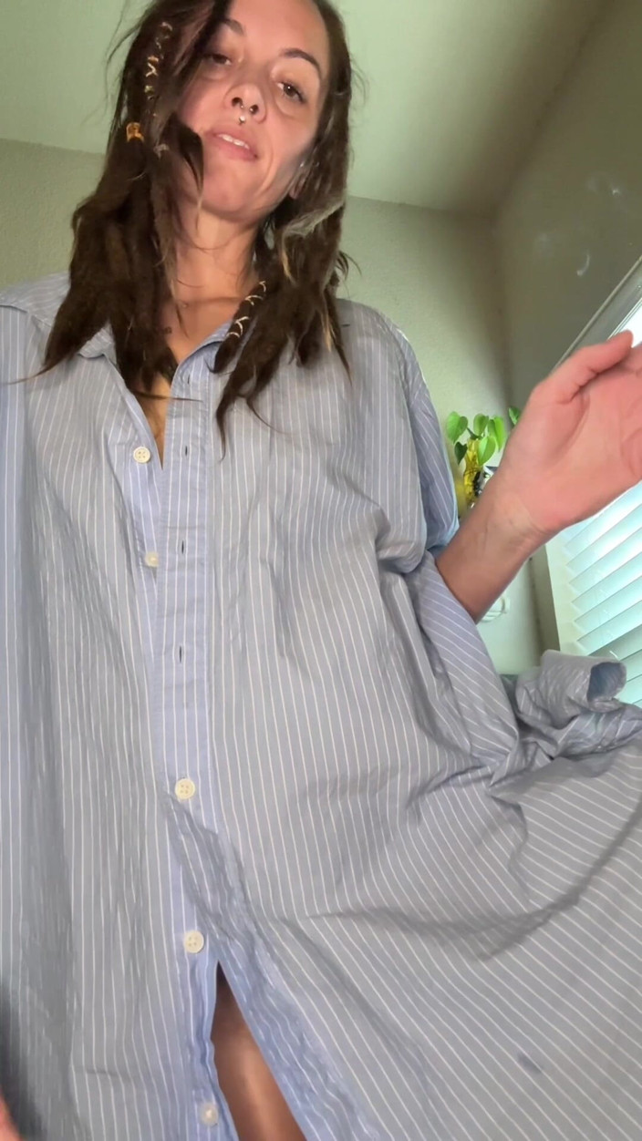Chery Trees: Smoking Makes Me Want to Play with My Pussy
