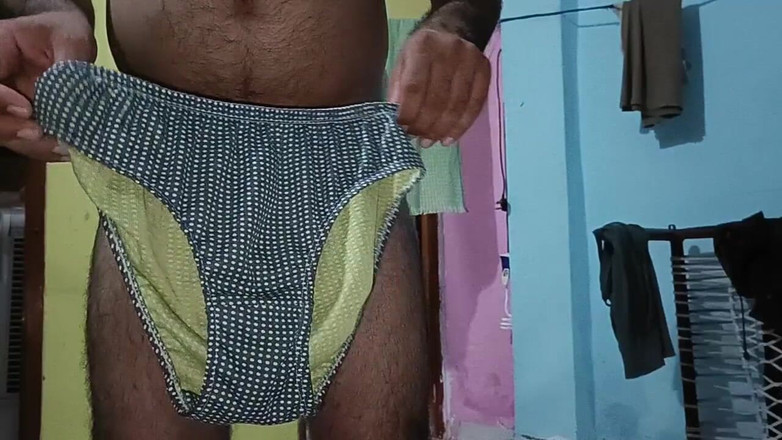 LovedSunsine1990: Meri Wife Ka Underwear Mujhe Dhila Karne Lag Gaya
