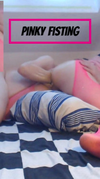 Pinky Fisting - TS Maminsynek CD Anal Fisting