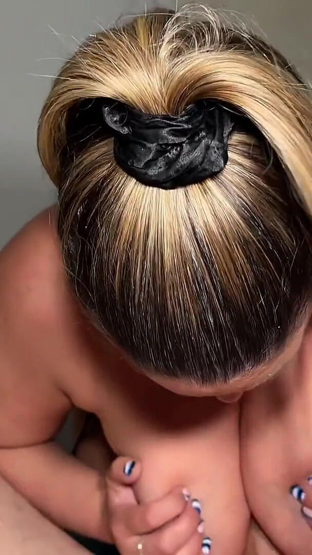 Maisie Lewis Part 1 (Cumwalkoffame)