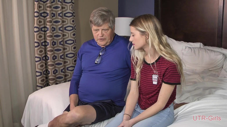 UTR-Girls: Makayla Utr - Babysitter Interview