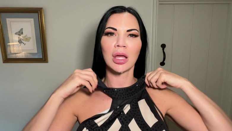 Jasmine Jae: 프리유즈 계약