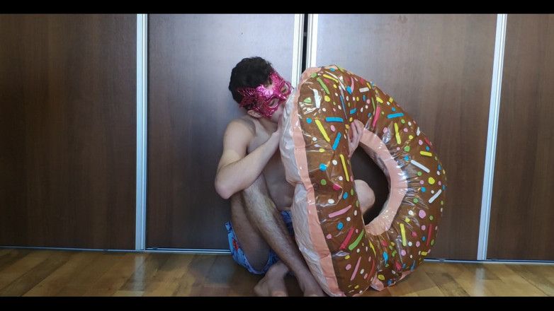 Floatie Boy: 膨らませるドーナツを速く膨らませる!
