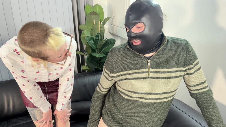 rosarosebud: Comedia porno: ¡los terapeutas de parejas sugieren que la vinculación es...