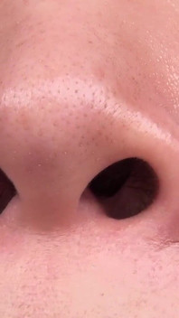 Saya Minami masturbiert dich mit ihrer nase