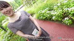 Japonská žena v domácnosti Tomoko má obrovské kozy