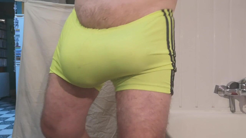 Monster_Meat_: Fetish bulging show
