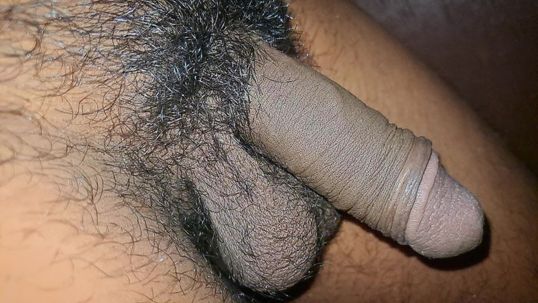Desi_Porn_India: Video hot gadis indiaku di kamar mandi!