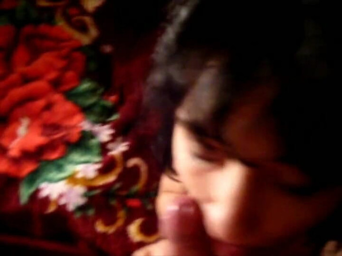 Horny Fuck Bitches: Siktir emmeyi seviyor