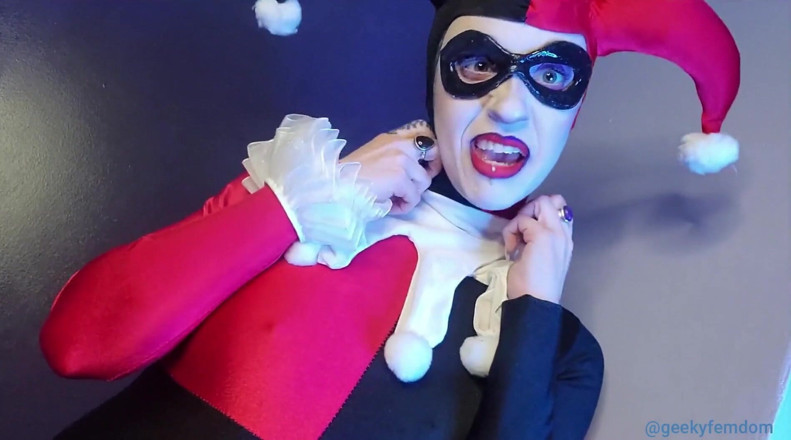 Geeky Femdom: Harley Helps Nightwing