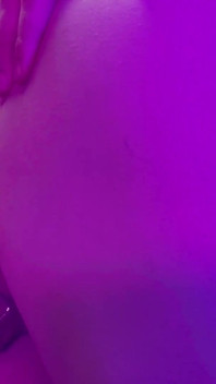 Sissy-Lektion: Keuschheit pinkeln und fisting