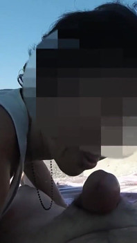 Exhibitionist Outdoor Amateur Girl Sucks Big Cock on Nudity Beach to Viewer with Cum