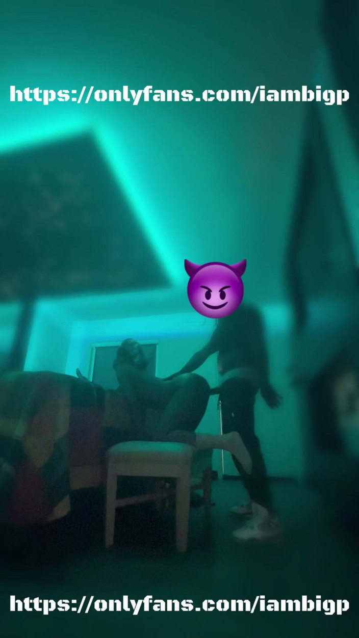 Big P Hef: Le Piace Twerk Prima Di Farsi Scopare