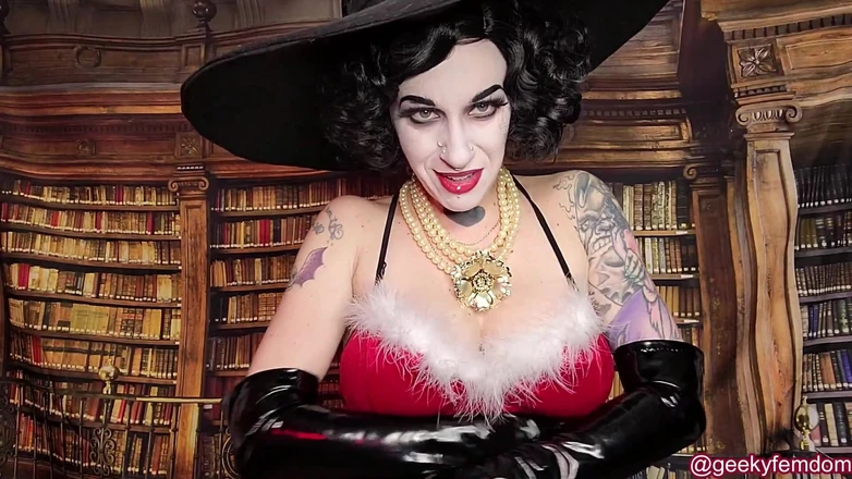 Geeky Femdom: Lady dimitrescu regalo di vacanza
