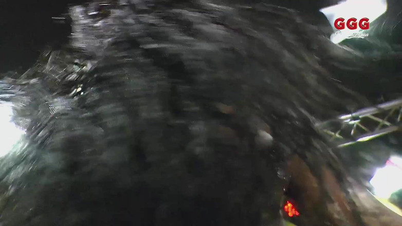 German Hardcore Gangbang: Сперма Вулкан Чернокожая Крошка Дико Сосет Несколько Членов