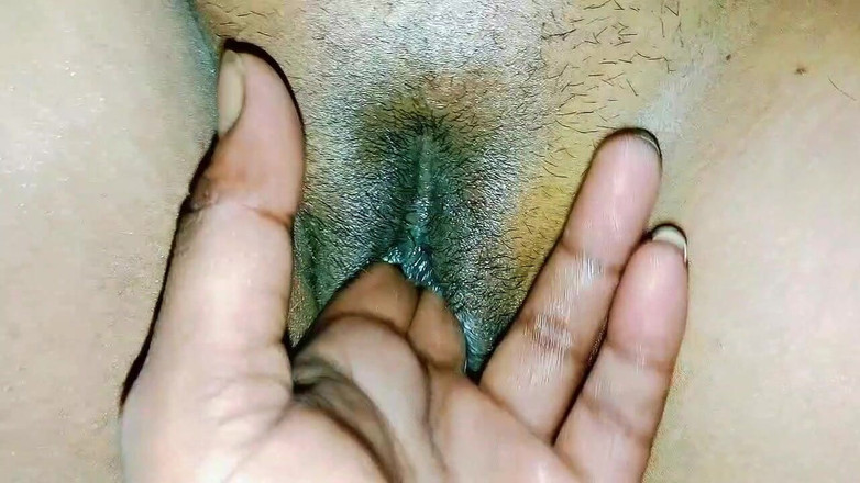 Morjenabb: Мастурбация киски дези бхабхи, мастурбация киски