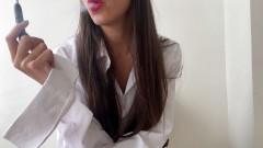 Baby Fitness: Kouřím při rozhovoru a masturbuji si kundičku