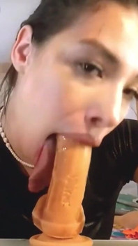 She's Giving a Blowjob to Her New Fiancée.