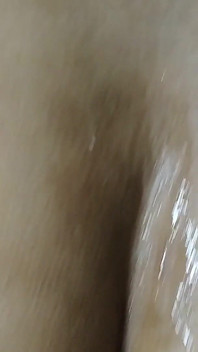 Bhabhi Ji Gadh May Ungli Dal Kar Seks Ka Maza Liya
