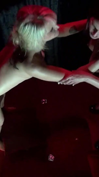 Glory hole 2893