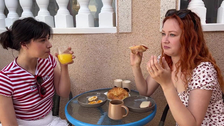 Sheryl X Sinclair: エマ・CとシェリルXと一緒にフレンチ&amp;スペインの朝食をお楽しみください
