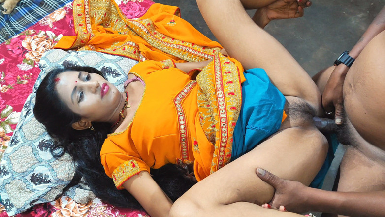 BadAim6: Servant Slams Young Mistress Down and Has Sex with Her (hindi...