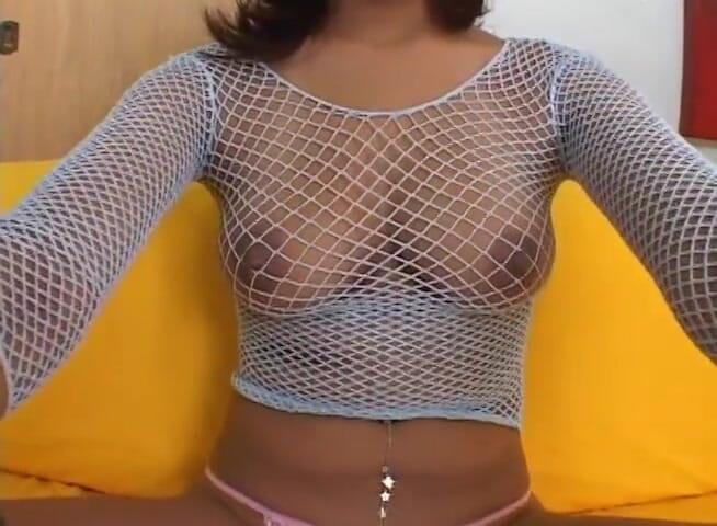 VOP Asian Hotties: Fabulous Asian chick deepthroats big pecker