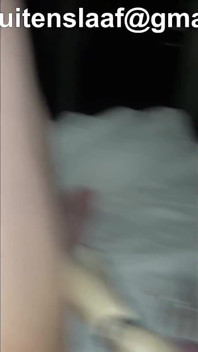 Duro martelo batendo nas bolas