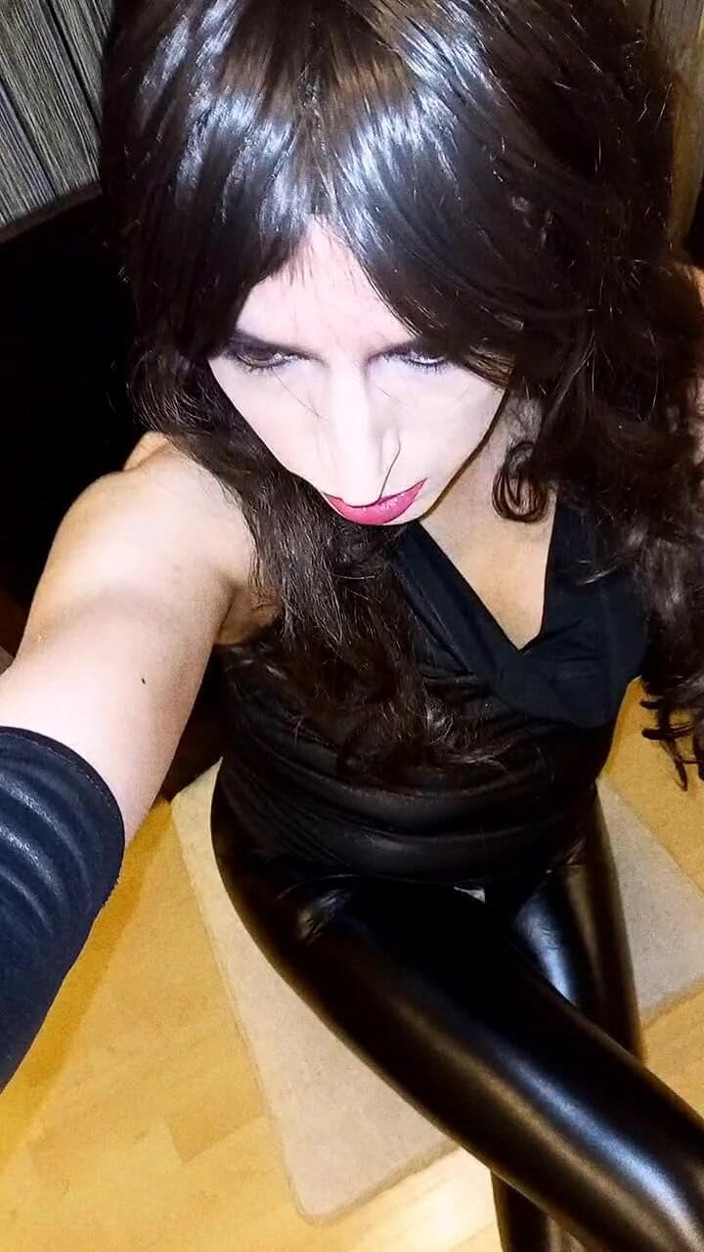 Tammy sissy slave: Tammysissy Vestida com Novos Looks