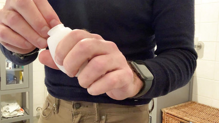 TJenner: Nikdy nepublikováno, verbální honění, Test New Lube a Tenga Egg,...