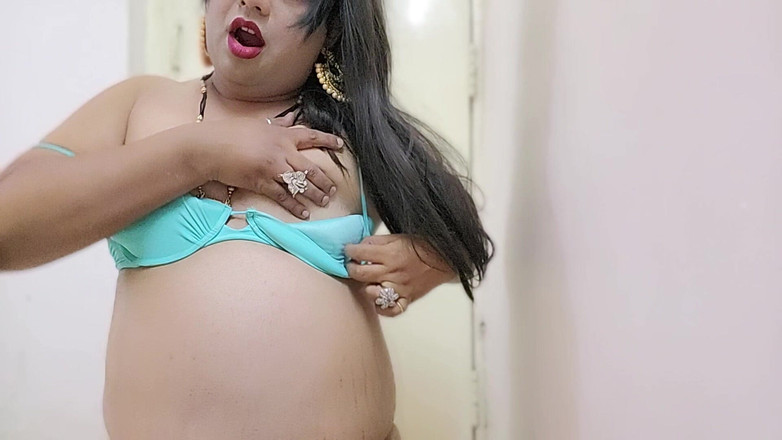 Indiansissychubby: ファックする前に私はとてもエッチな甘い私はそれが大好きです