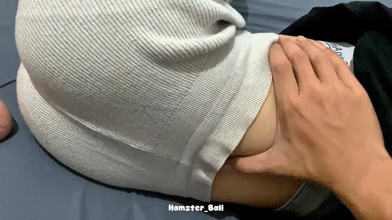 Hamster_Ball: Làm phiền chị kế Hồi giáo 18+ của tôi trong phòng...