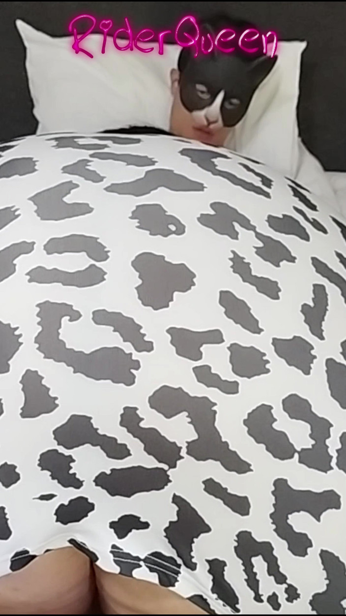 Riderqueen BBW Step Mom Latina Ebony: Succhiare il cazzo a pecorina