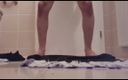 Kinky femboy 25: 내 더러운 발 야외 화장실