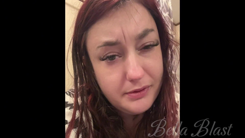 BellaBlast: Scoreggia in bagno compilation 2 di bella blast