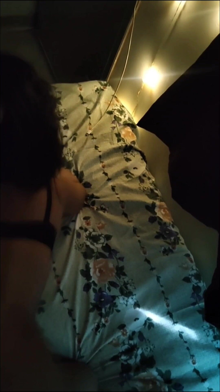 ItemRiya05: Desi gf si užívá bf dick hindský zvuk