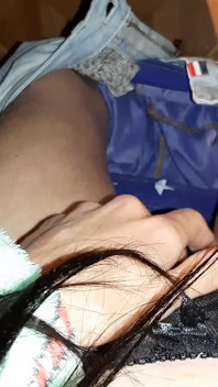 I Heard My Stepmom Moaning While Masturbating in the Toilet and Started Watching Her