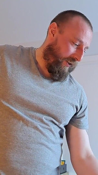Stiefschwester, verschwitzte füße verehren und footjob