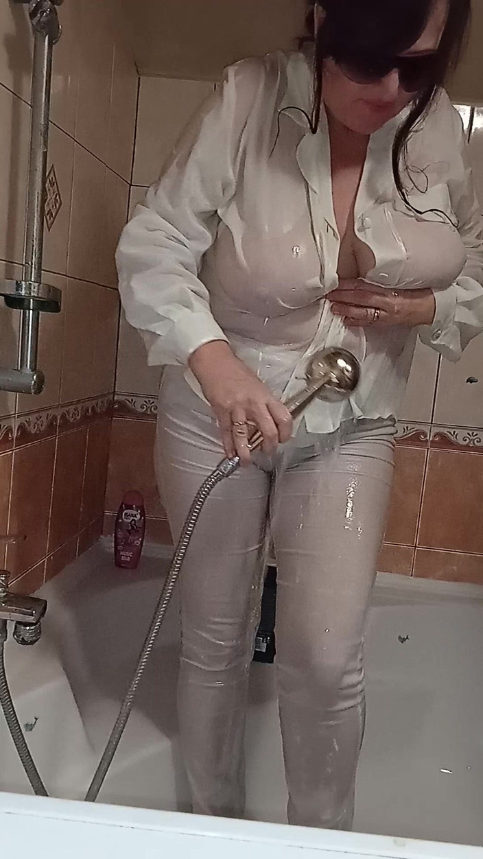 Carmen40: Busines Dus Femei